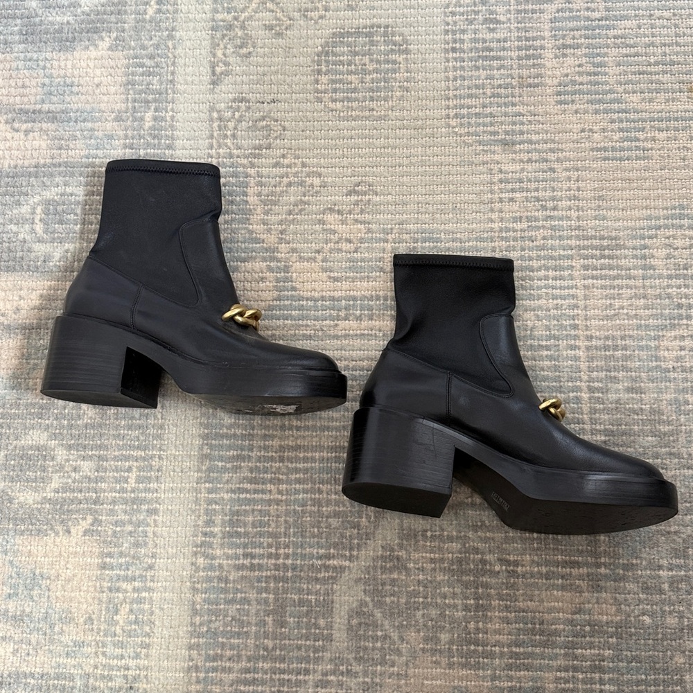 COACH Kenna Leather Pull On Bootie with Chain Detail - Size 9.5 - Picture 5 of 7